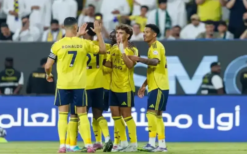 اجتماع طارئ في النصر مع الرئيس السابق